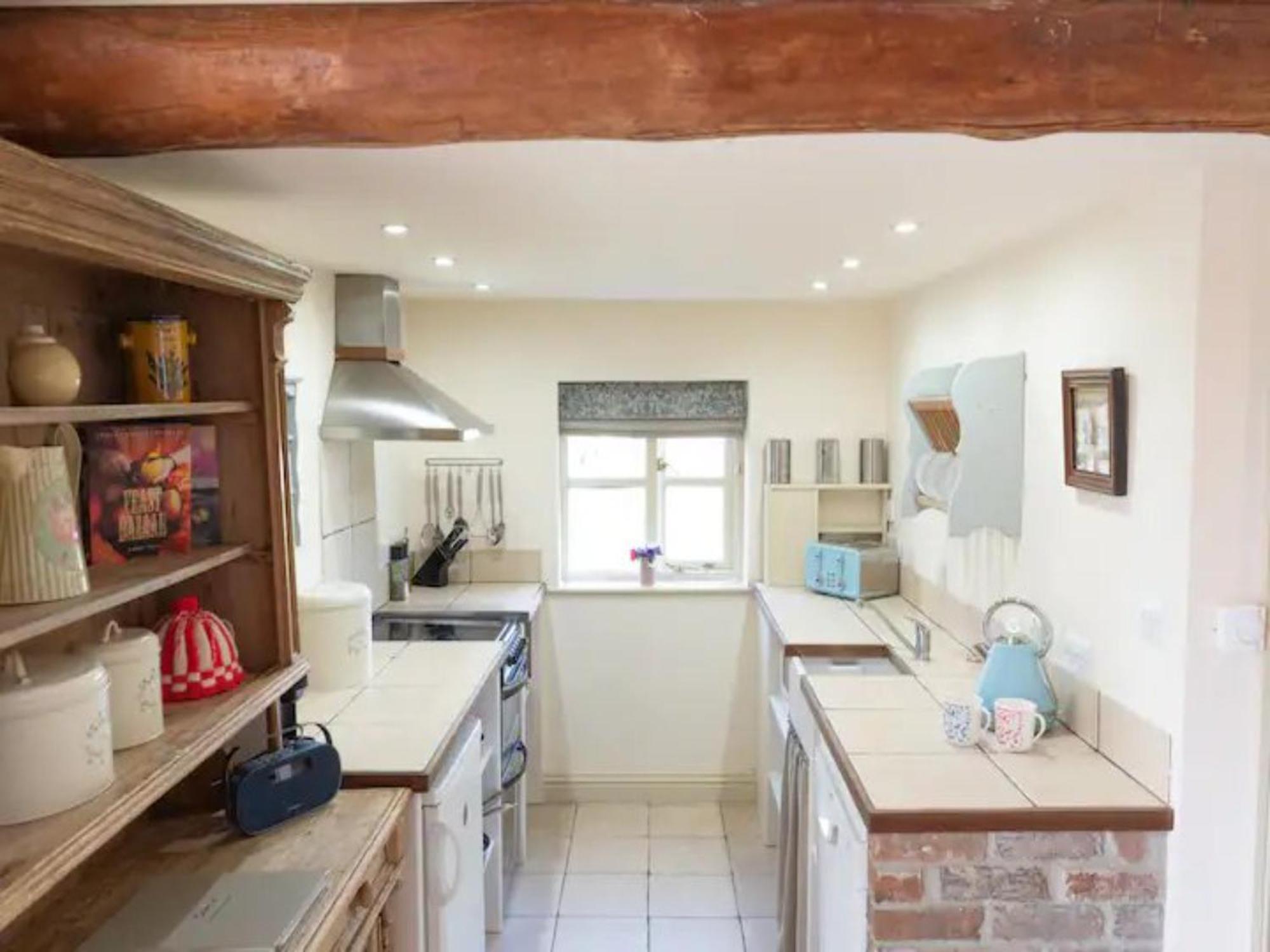 Pass The Keys Wilf'S Barn, Wedmore A Romantic Cottage For Two Eksteriør bilde